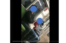 Viral Video Asusila Sejoli di KRL, Ini Tanggapan KCI