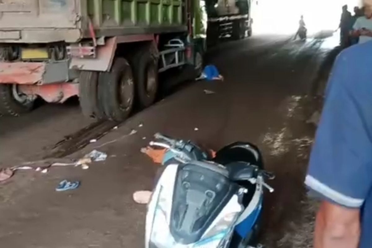 Kecelakaan maut di Jalan Raya Legok Conggeang, Sumedang menewaskan pelajar, Minggu (15/1/2022). SCREENSHOOT VIDEO Aam Aminullah/KOMPAS.com
