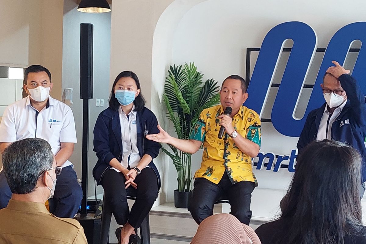 Jajaran direksi PT MRT Jakarta (Perseroda) ketika menggelar forum jurnalistik di kantornya di Wisma Nusantara, Jakarta Pusat, Selasa (20/9/2022).