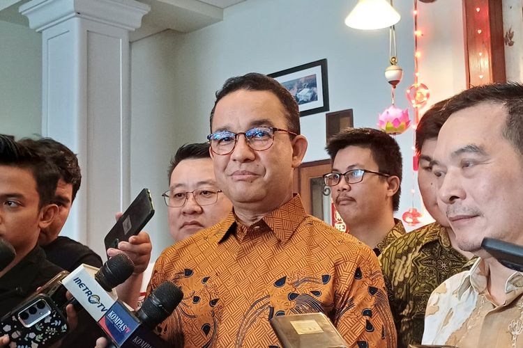Eks Gubernur DKI Jakarta Anies Baswedan di Wisma Sangha Theraviada, Jakarta Selatan, Sabtu (8/6/2024).
