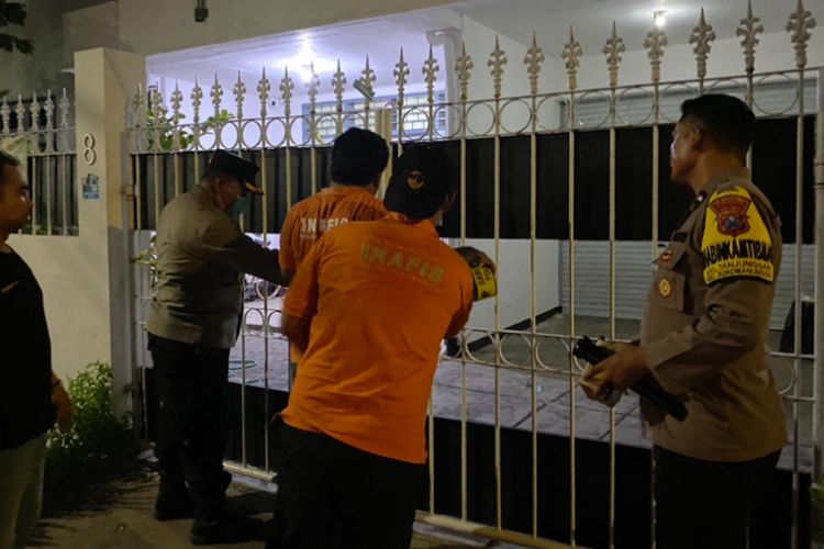 Diduga Masalah Warisan, Pria di Surabaya Bacok Kakak dan Ponakan hingga Tewas