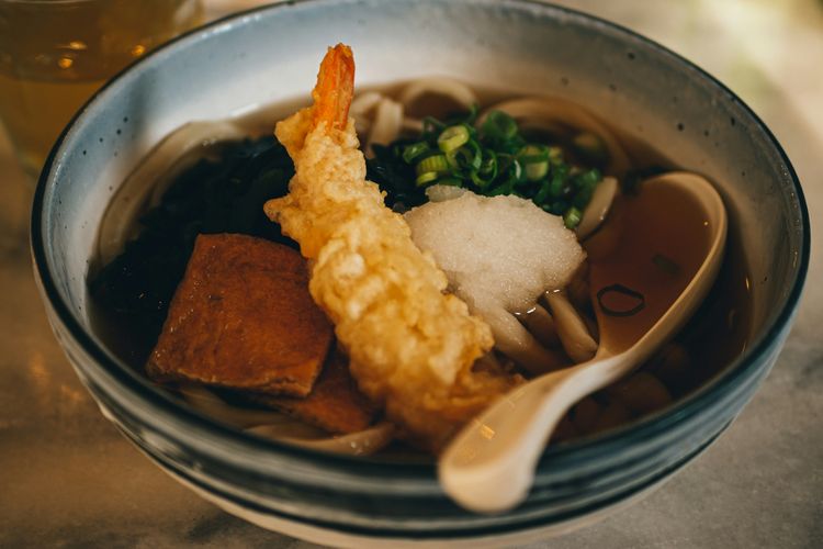 Unik! Jepang Punya Es Krim Rasa Udon Bertopping Telur, Bagaimana Rasanya?