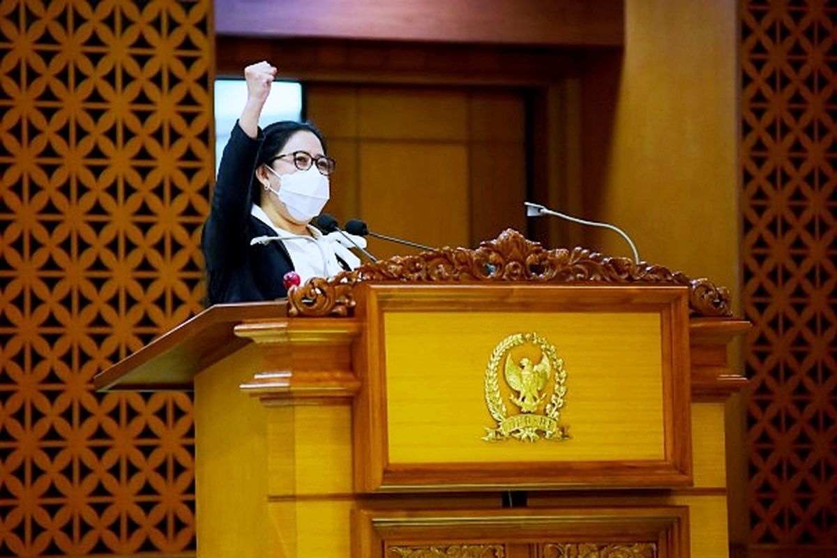 Pidato Pembukaan Masa Persidangan IV Tahun Sidang 2020-2021 oleh Ketua DPR RI Puan Maharani di Ruang Rapat Paripurna DPR RI, Gedung Nusantara II, Senayan, Jakarta, Senin (8/3/2021).