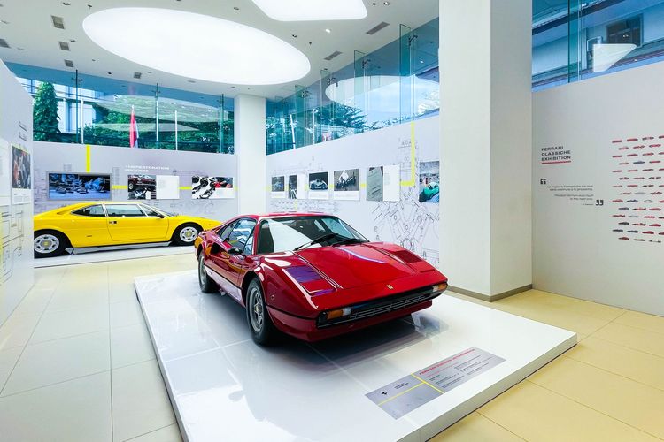 Ferrari Indonesia resmi membuka pameran Ferrari Classiche d Jakarta.
