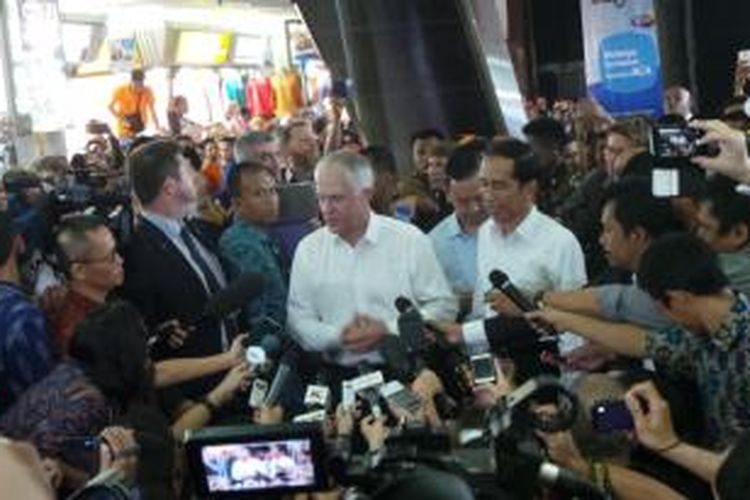 jokowi dan turnbull buka jas di tanah abang