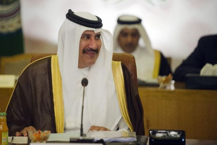 Perdana Menteri Qatar dan Menteri Luar Negeri Sheikh Hamad bin Jassem al-Thani menghadiri pertemuan darurat komite Liga Arab di Suriah di Kairo pada 23 Mei 2013. 