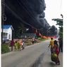Gudang Minyak di Palembang Terbakar, Warga Berhamburan Keluar Rumah Selamatkan Diri