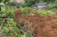 BPBD: 12 Rumah Tertimbun Tanah Longsor di Cibadak