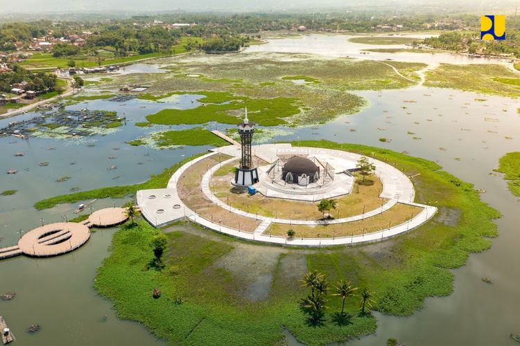 Wajah baru Kawasan Situ Bagendit di Kabupaten Garut, Jawa Barat.