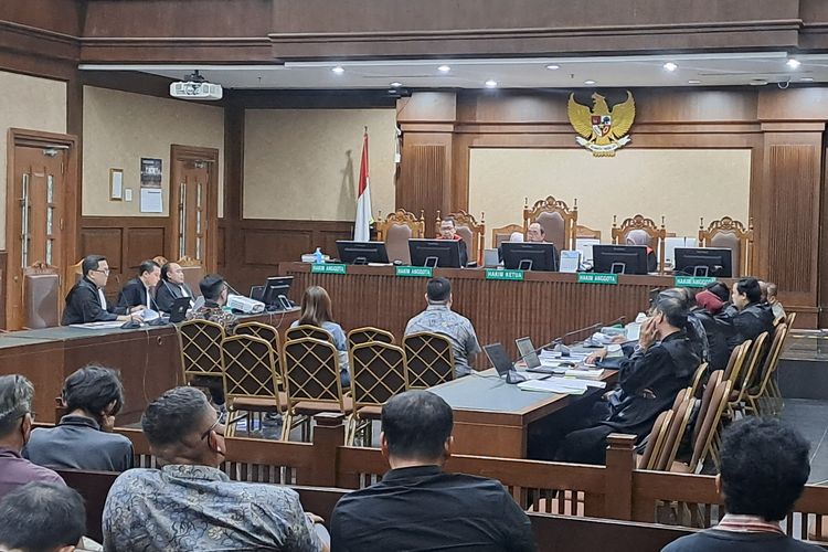 Guyon Hakim Saat Tanya Kode Warna Penerima Suap Blueray Cargo: Tidak Ada untuk KPK Kan?