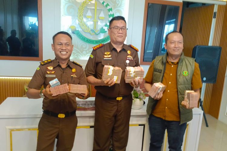 Makelar Kasus Korupsi Dana Hibah PKBM Pasuruan Kembalikan Rp606 Juta
