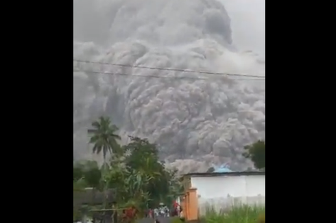 Gunung Semeru Erupsi Hari Ini, Masyarakat Diminta Jauhi Radius 5 KM Arah Bukaan Kawah