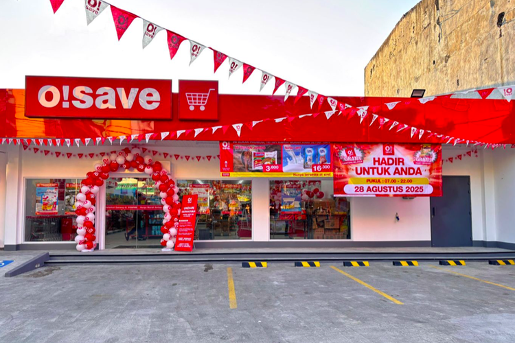 Gerai perdana O!SAVE berlokasi di Jl. Teratai Putih, Duren Sawit, Jakarta Timur. 