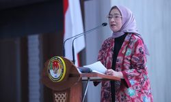 Hadiri Retret di IPDN, Menteri PANRB Ajak Kepala Daerah Genjot Reformasi Birokrasi