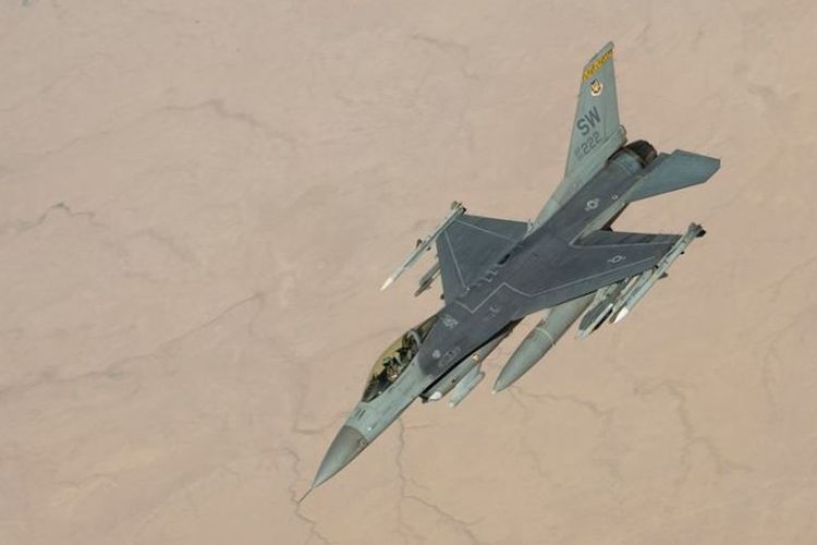Pesawat jet tempur F-16 milik Angkatan Udara AS.