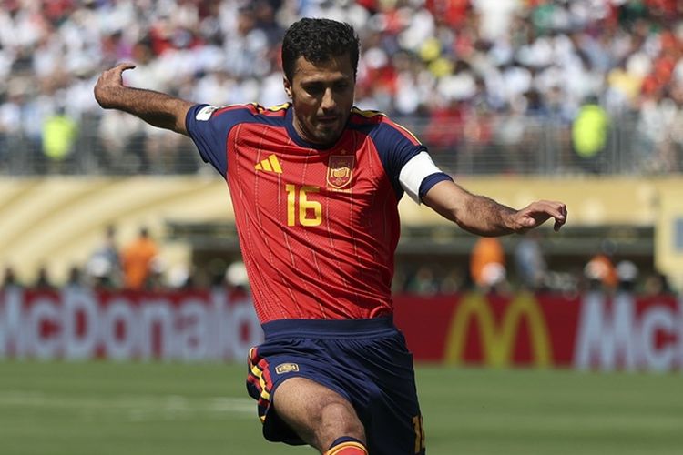Resmi Gabung Barcelona, Rodri Singgung Gaya Kepemimpinan Hansi Flick
