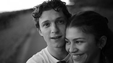 Zendaya Ungkap Momen Manis Saat Meyakini Tom Holland  Pria Tepat Baginya