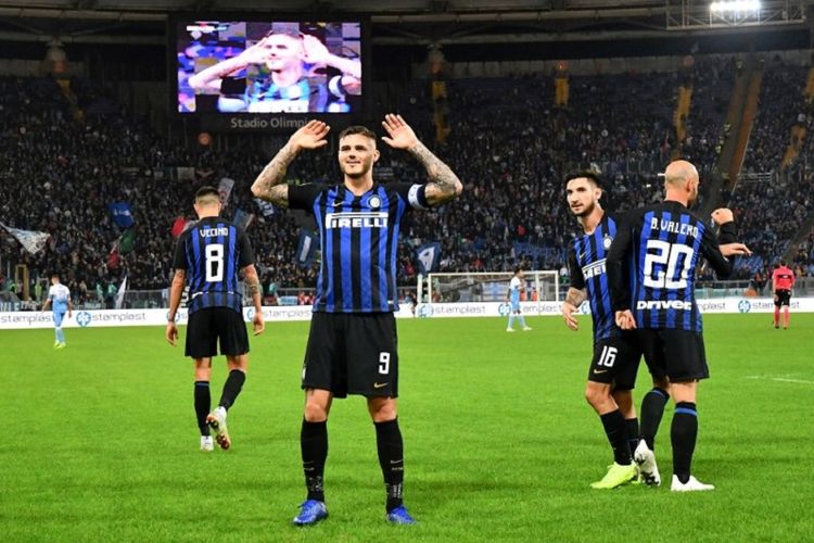 Aksi Mauro Icardi saat merayakan golnya pada laga Lazio vs Inter Milan di Stadion Olimpico dalam lanjutan Liga Italia, 29 Oktober 2018. 