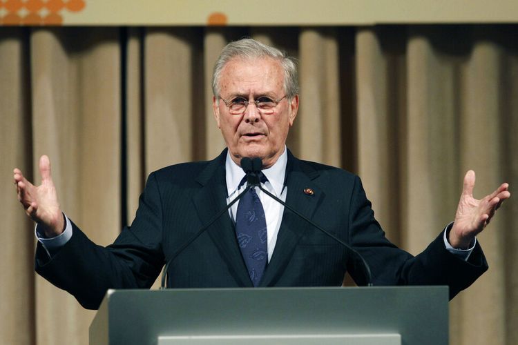 Donald Rumsfeld, mantan menteri pertahanan era George W Bush (2001-2006). [AP Photo/Wally Santana]