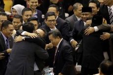 Ketua MA Ambil Sumpah Pimpinan MPR 2014-2019