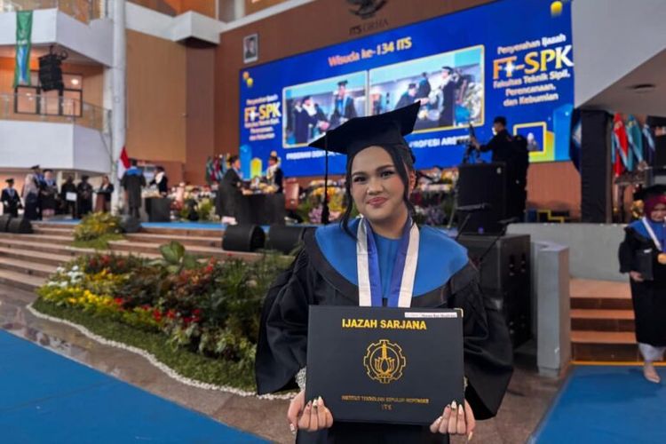 Hasna Lulus Teknik Lingkungan ITS pada Usia 19 Tahun, Ini Ceritanya