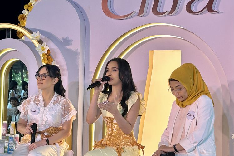 Tips Memilih Body Lotion ala Lyodra, Tak Sekadar Lembap