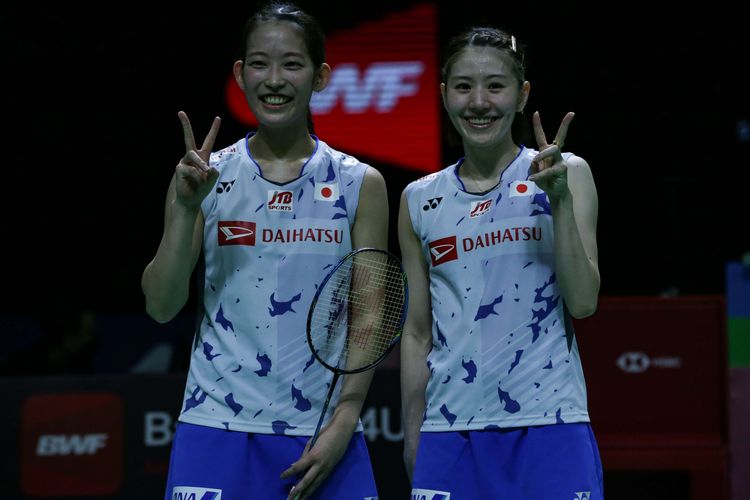 Ganda putri Jepang, Nami Matsuyama/Chiharu Shida usai bertanding melawan rekan senegaranya, Yuki Fukushima/Sayaka Hirota pada laga final Indonesia Open 2022 di Istora Senayan, Jakarta, Minggu (19/6/2022). Nami Matsuyama/Chiharu Shida tampil sebagai juara setelah menang dengan skor 21-18 dan 22-20