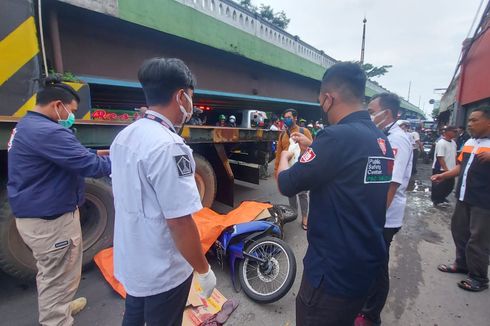 Hendak Menyalip Gerobak Bakso, Pengendara Motor di Malang Tewas Terlindas Truk Tronton