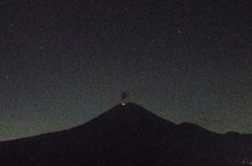 Gunung Semeru Alami Erupsi 153 Detik, Kolom Abu Setinggi 500 Meter