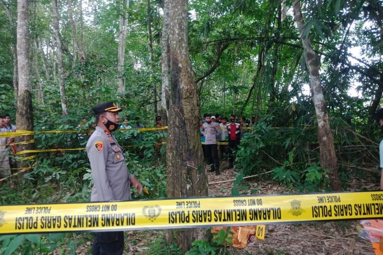 Lokasi penemuan jasad Ina (15) warga Dusun Kalirejo, Selasa (6/9/2022). Korban ditemukan dengan kondisi leher tergorok dan meninggal dunia.