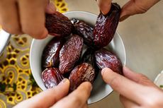 8 Efek Samping Terlalu Banyak Makan Kurma, Berapa Porsi yang Aman?