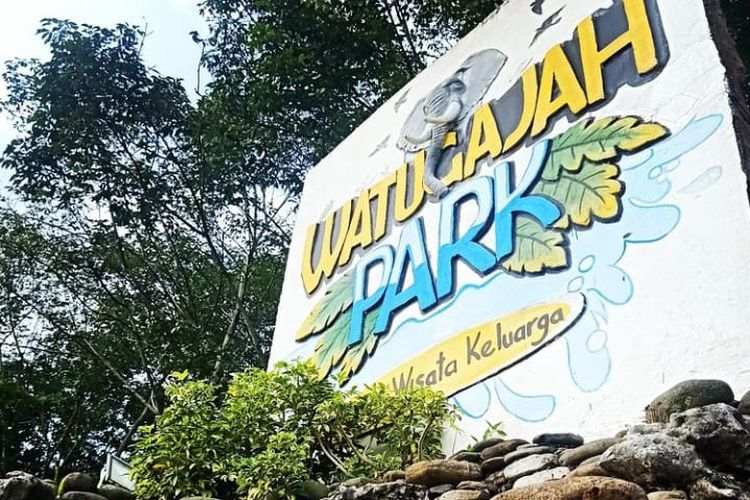 Watu Gajah Park merupakan tempat wisata di Kabupaten Semarang, Jawa Tengah 