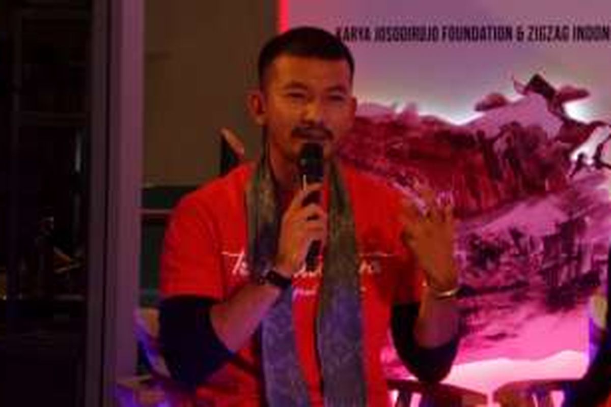 Rio Dewanto dalam konferensi pers drama musikal Khatulistiwa di La Moda, Plaza Indonesia, Jakarta Pusat, Selasa (4/10/2016).