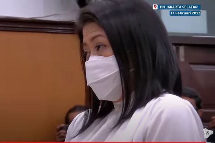 Putri Candrawathi divonis 20 tahun penjara dalam kasus pembunuhan berencana terhadap ajudan suaminya, Brigadir Yosua Hutabarat. Vonis dibacakan majelis hakim Pengadilan Negeri Jakarta Selatan pada Senin (13/2/2023).