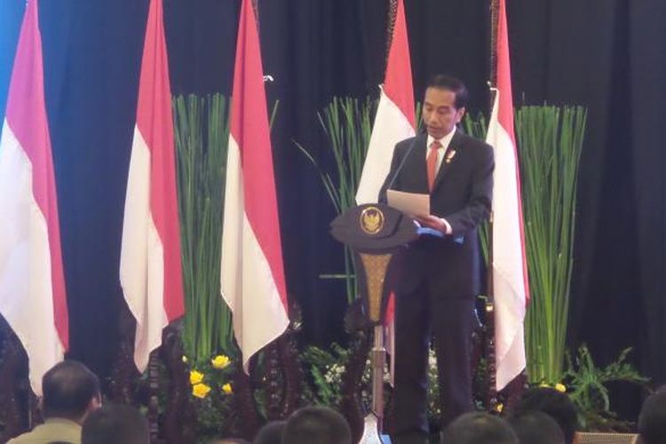Presiden Joko Widodo saat menghadiri rapat pimpinan Polri di PTIK, Jakarta Selatan, Rabu (25/1/2017).