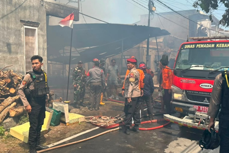 Workshop Sofa di Solo Terbakar Saat Dapat Order Pertama, Kerugian Rp 100 Juta