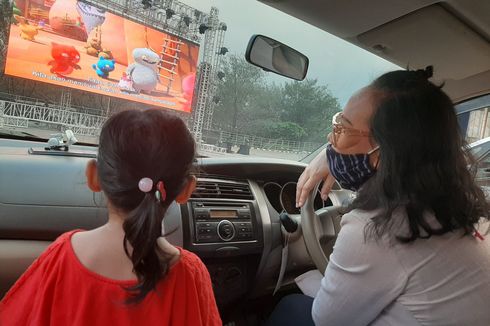 Kangen ke Bioskop, Warga Semarang Bisa Nikmati Drive in Cinema di Area Parkir