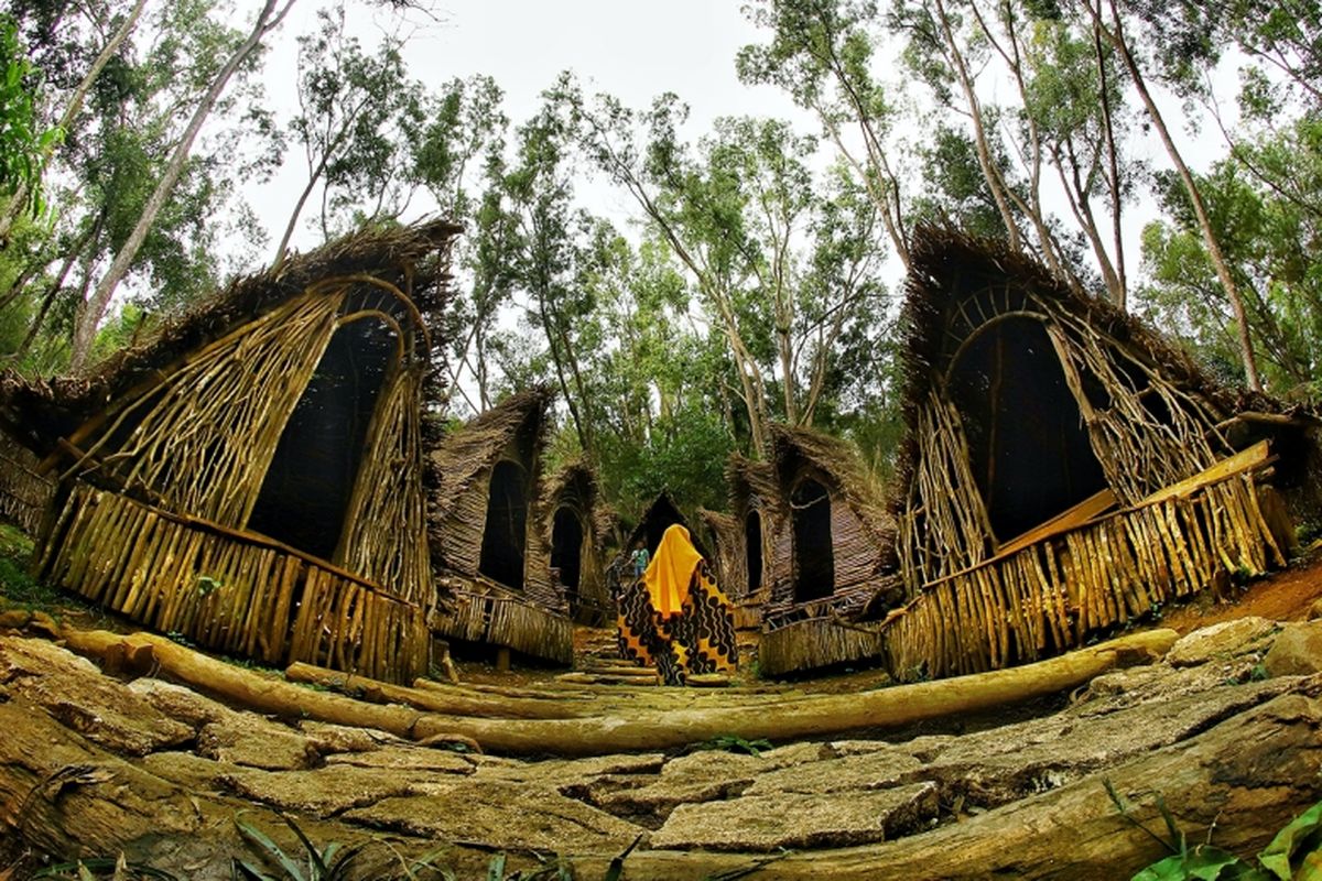 Rumah ranting yang berada di Seribu Batu Songgo Langit, Bantul, Yogyakarta.