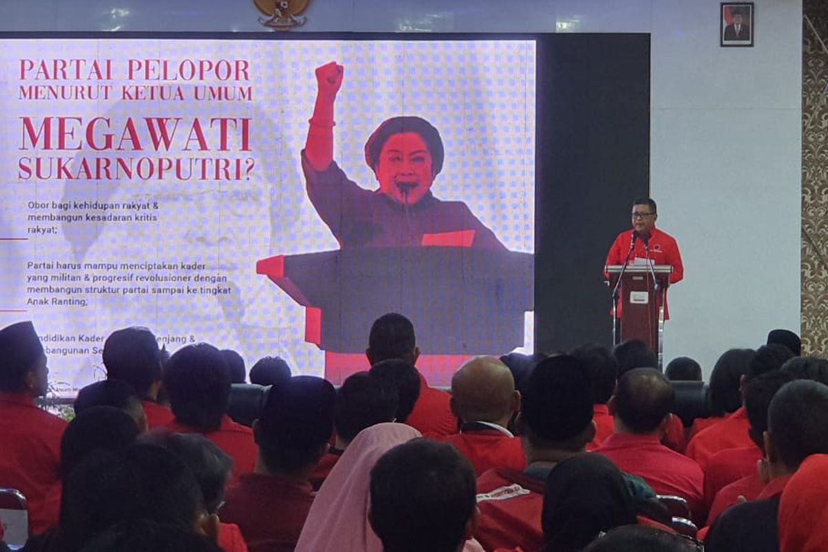 Sekretaris Jenderal PDI-P Hasto Kristiyanto di Hotel My Home, Sintang, Pontianak, Kalimantan Barat, Jumat (13/9/2019).