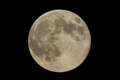 Perigee Titik Terdekat Bulan terhadap Bumi, Samakah dengan Supermoon?