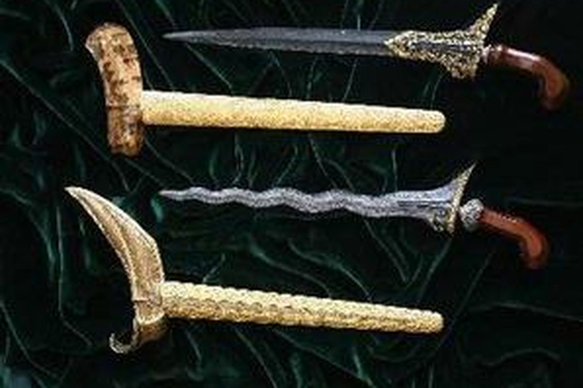 Bilah keris indah, koleksi Wiwoho Basuki, berhiaskan emas. 