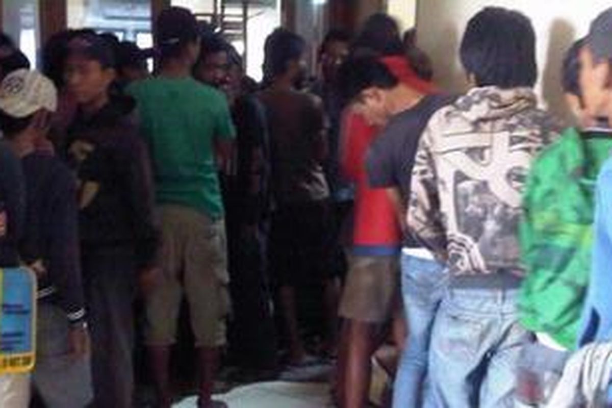 Setidaknya 98 preman ditangkap Kepolisian Resor Jakarta Utara, Jumat (5/8).