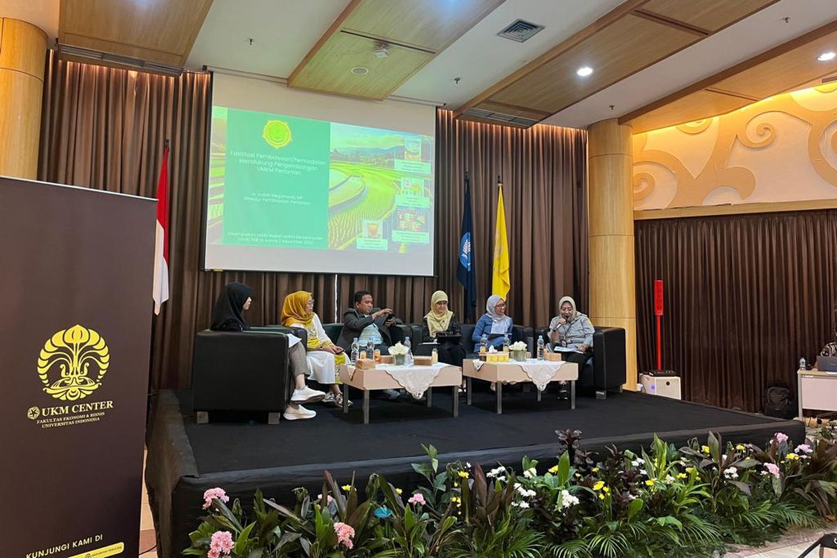 Talkshow Bedah UMKM: Peluang Pasar dan Akses Pembiayaan untuk UMKM Hijau yang diadakan oleh UKM Center Fakultas Ekonomi dan Bisnis Universitas Indonesia (UKMC FEB UI).