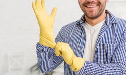 Peneliti Temukan Cara Daur Ulang Limbah Sarung Tangan Karet