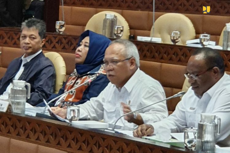 Menteri PUPR, Basuki Hadimuljono pada Rapat Kerja (Raker) di Gedung DPR/MPR, Selasa (12/11/2019) di Jakarta.