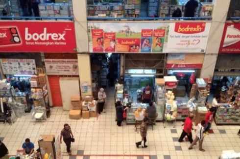 Kata Para Pelanggan Terkait Obat Kedaluwarsa di Pasar Pramuka