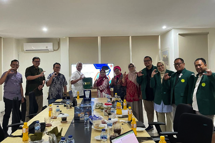 Prodi S2 Ilmu Manajemen UNJ Gelar KKL di Makassar, Perkuat SDM Bidang Infrastruktur Berkelanjutan