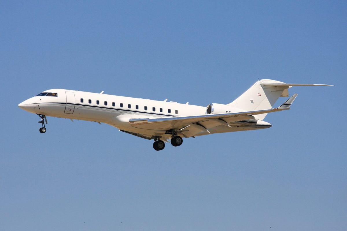 Bombardier BD-700