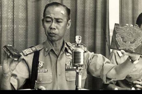 Polri Usulkan Jenderal Hoegeng Jadi Pahlawan Nasional