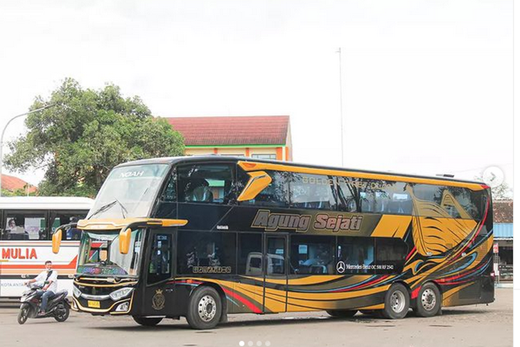 Bus AKAP PO Agung Sejati